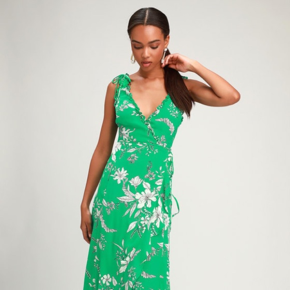 LULUS SUN SALUTATION GREEN FLORAL WRAP MAXI DRESS